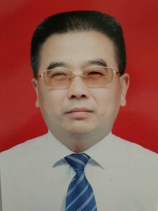 张文英（湘西自治州直工委常务副书记）