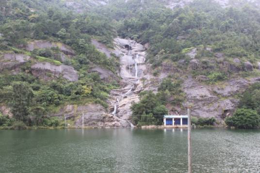 燕窠硐景区