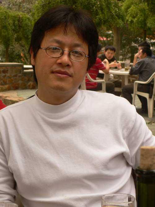 罗伟章（作家；中国文字著作权协会理事）