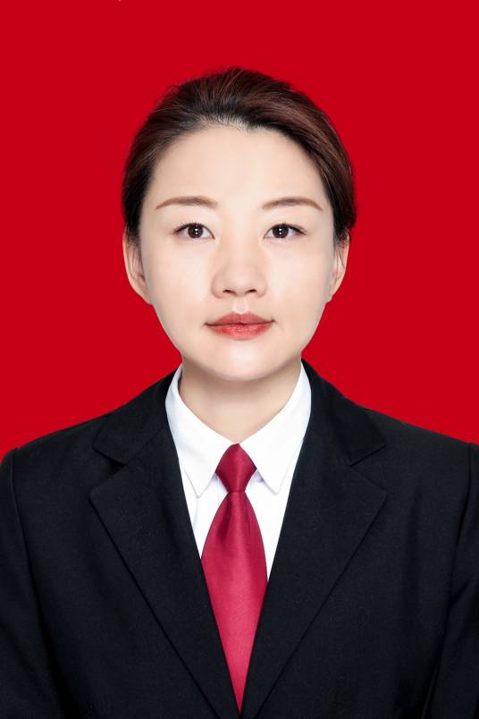 丁瑜（湖南省株洲市渌口区人民政府党组成员、副区长）
