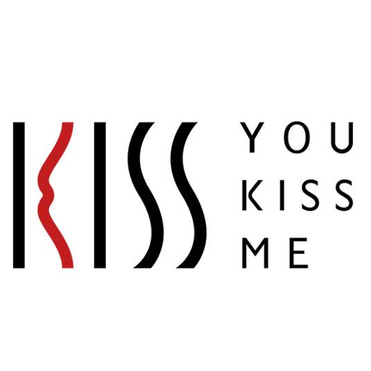 KISS YOU KISS ME