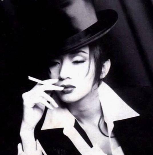 东山飘雨西山晴（梅艳芳演唱歌曲）