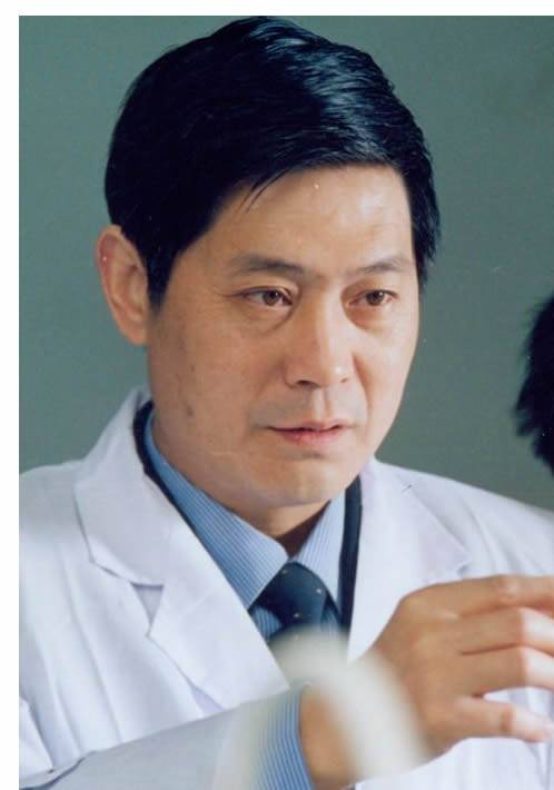 王兴中（四川省万源中学原校长）