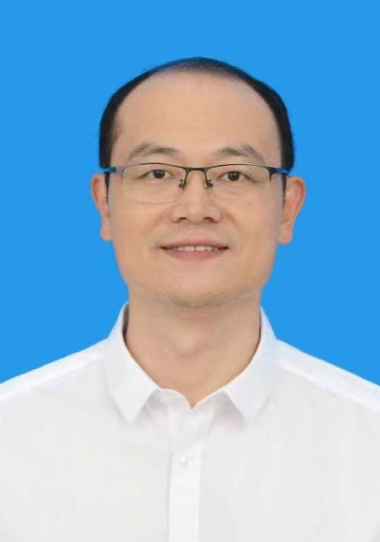张云峰（漳州市文化和旅游局党组成员、副局长）