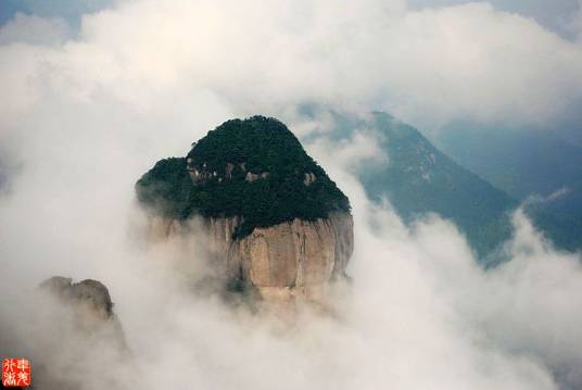 饭蒸岩