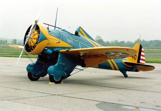 P-26战斗机