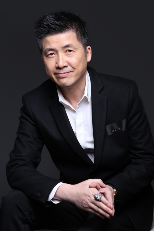 黄志伟(导演、制作人、世纪影业首席执行官)