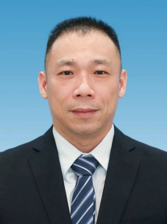 陆云(九三学社广西区委会副主委,广西壮族自治区交通运输厅铁路建设管理处处长、一级调研员)