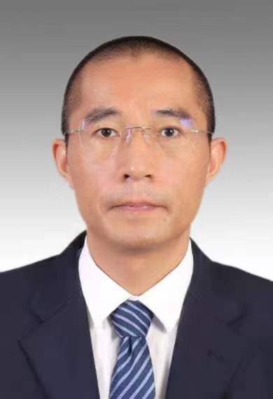 欧阳斌（上海市奉贤区财政局党组副书记、副局长）