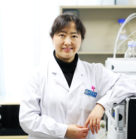 王蓉（首都医科大学宣武医院中心实验室主任）