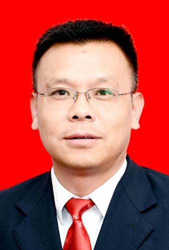 张鹏飞（六盘水市人民政府原副秘书长）