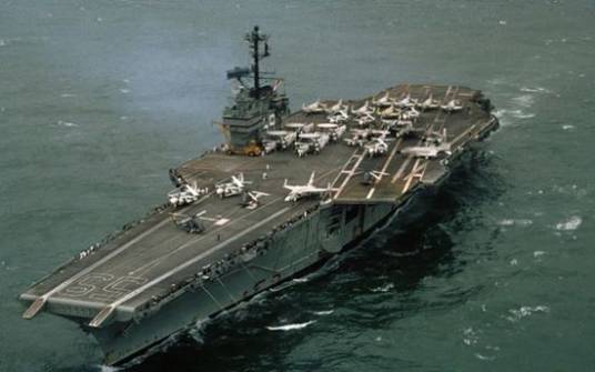福莱斯特号航空母舰