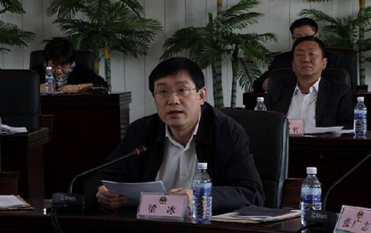 梁冰(鞍山市原政法委书记)