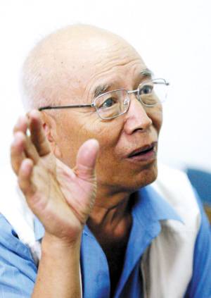 李升堂（原唐山飞机场航行调度室主任）