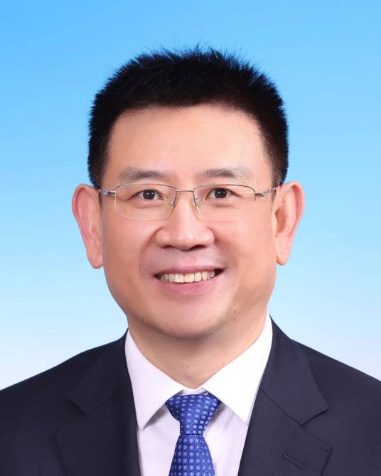 黄立(第十四届全国人大代表,中国民间商会副会长、武汉高德红外股份有限公司董事长、党委书记)