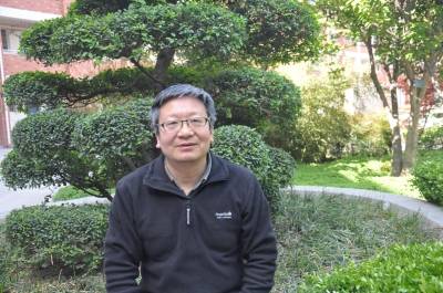 赵树立(原济南试验机厂副总工程师)