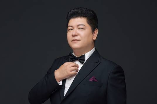 王冲(国家大剧院驻院歌剧演员)