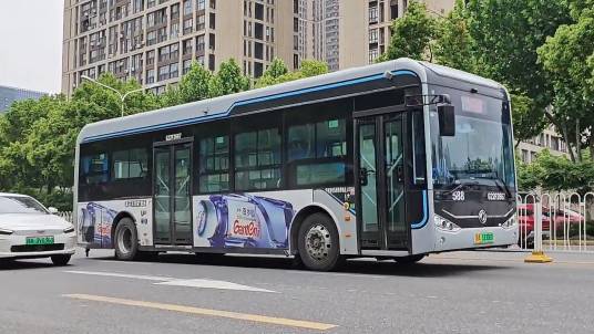 武汉公交588路
