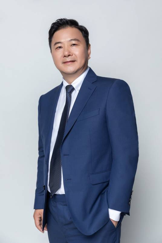 周雄(湖南省文联兼职副主席)