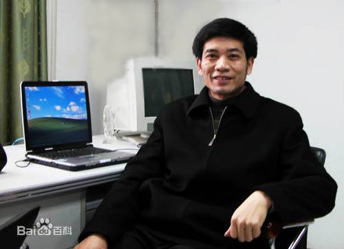 张新明(安徽师范大学教育科学学院教育技术系教授)