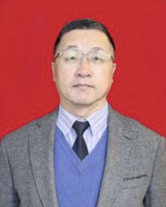 李长春（长春市司法局二级巡视员）