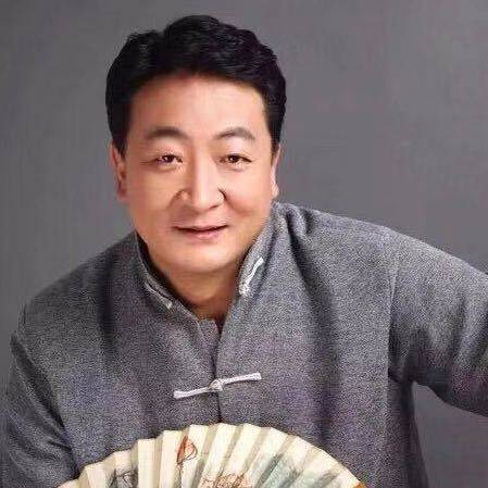 李桂林(北京金融美术家协会副主席、著名画家)