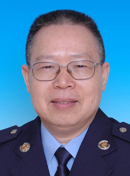 李锋(国家税务总局茂名市税务局党委委员、副局长、三级高级主办)