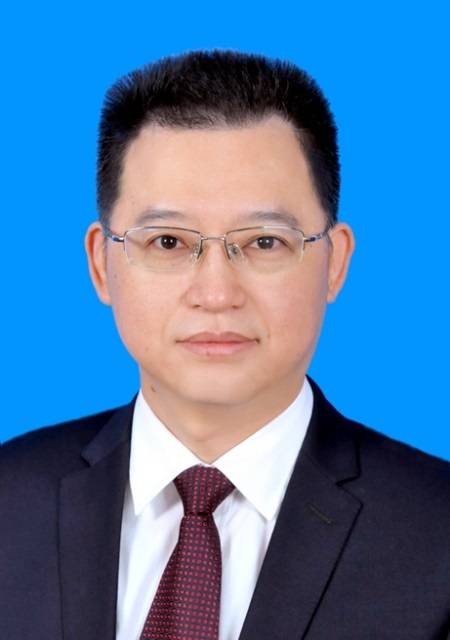 何长华(四川省达州市大竹县委副书记,县人民政府党组书记、县长)