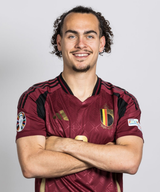 阿蒂尔·泰亚特