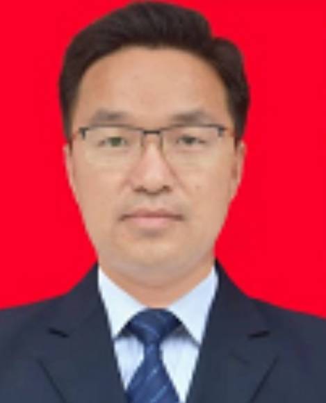 李小华(湖南省怀化市辰溪县人民政府党组成员、副县长)