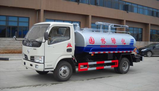 东风轻型吸粪车