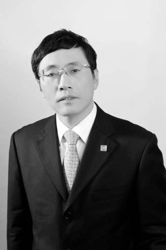 沈艺峰(厦门大学管理学院原院长)