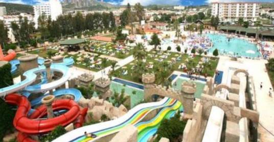 Longbeach Aqualand Resort Hotel