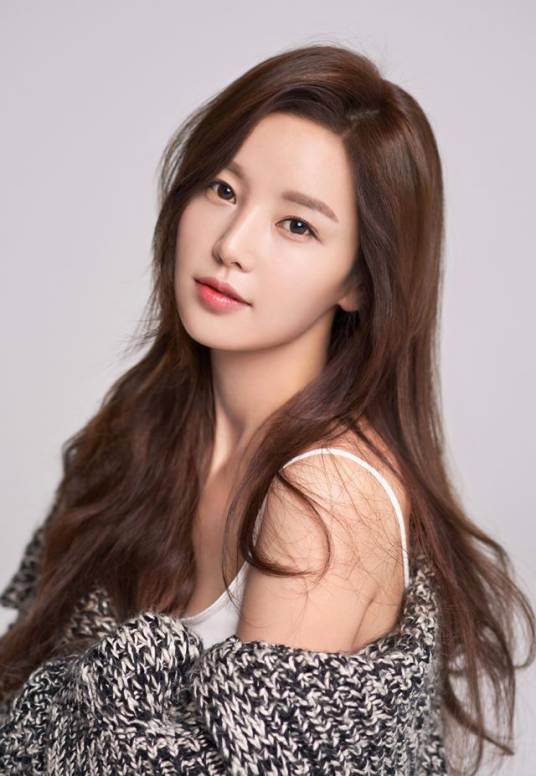 南奎丽(韩国女演员、歌手)