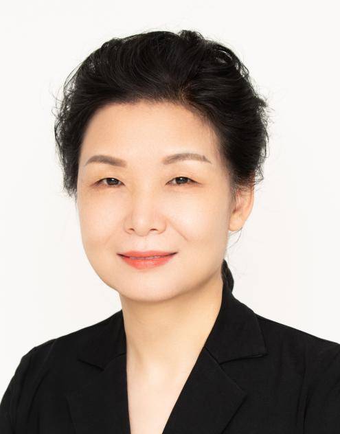 王利霞(郑州大学工程力学系教授)