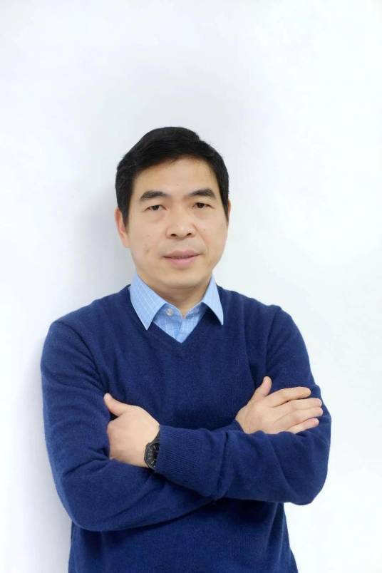 潘爱民(杭州指令集智能科技有限公司董事长、之江实验室高效能计算系统研究中心科研副主任)