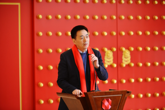 陈广川(同曦集团有限公司董事长)