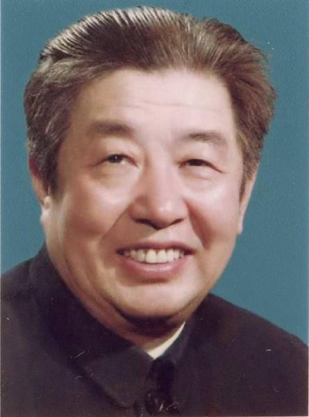 熊清泉（中共湖南省委原书记）