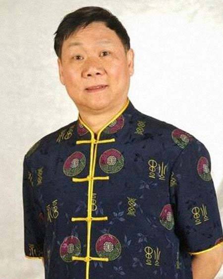 何宝文（第二届广州市曲艺家协会副主席）