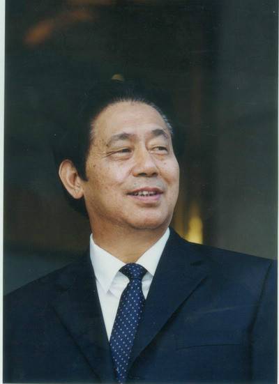 周耀庭（红豆集团创始人、股东会会长）