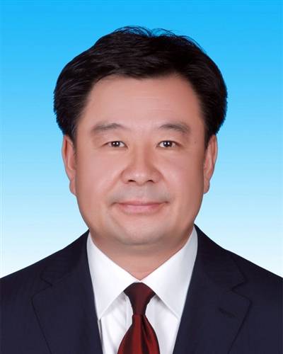 闫鹏（内蒙古自治区巴彦淖尔市人大常委会原党组书记、主任）