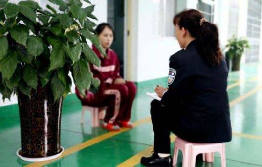 倩倩（贪欲盗窃被判刑少女）