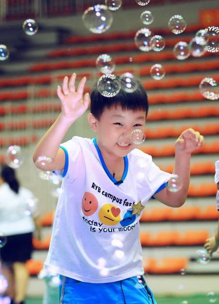 马皓轩（湖南卫视《一年级·小学季》小嘉宾）