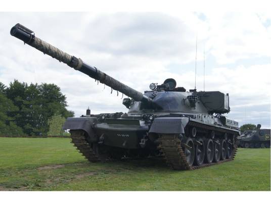 奇伏坦主战坦克