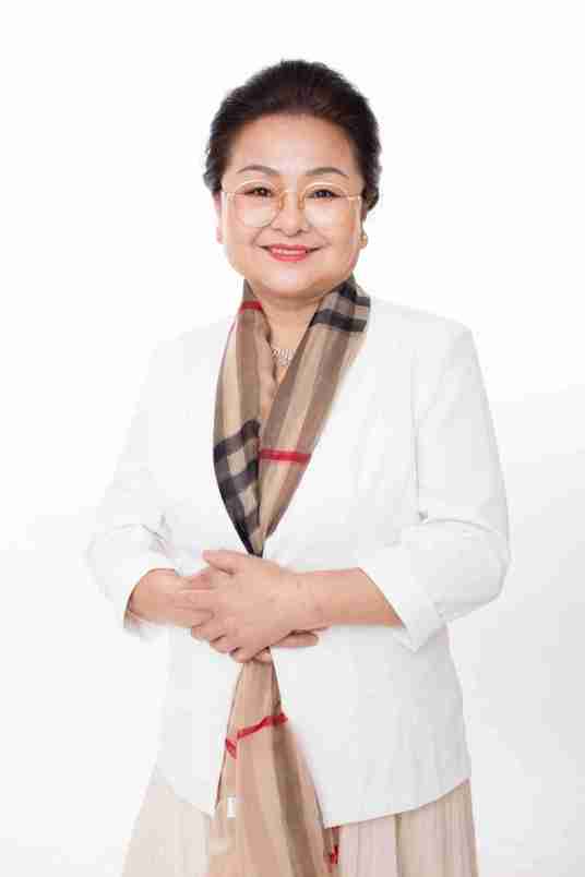 陈渝（高级营养师、烹饪节目主持人）