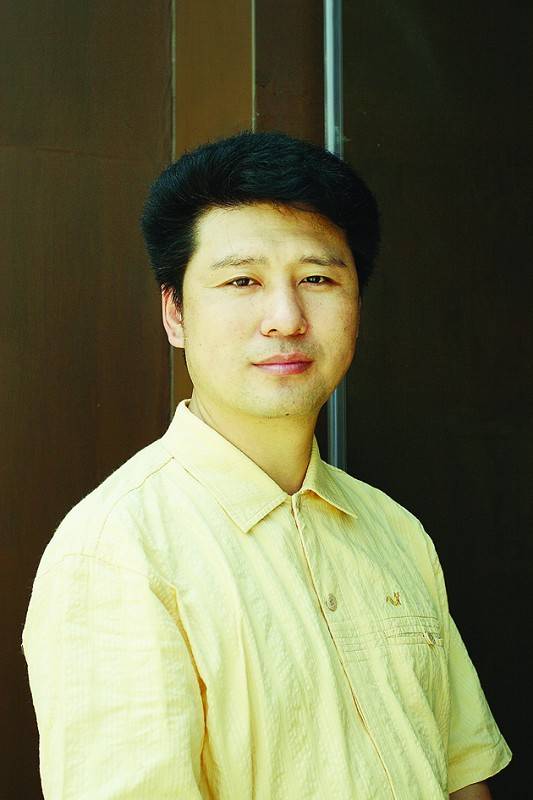 李冬（中国美术家协会理事）