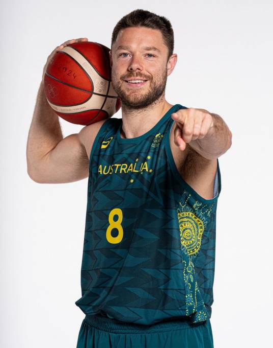 马修·德拉维多瓦(1990年出生的澳大利亚篮球运动员)