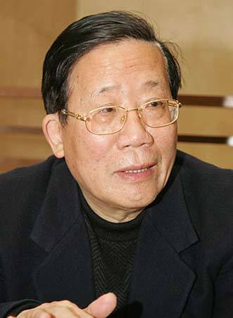 周瑞金（中国社科院研究生院兼职教授）