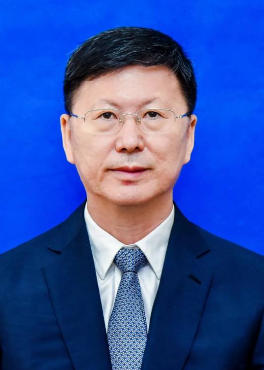 周宏（黑龙江省民政厅原副厅长、党组成员）