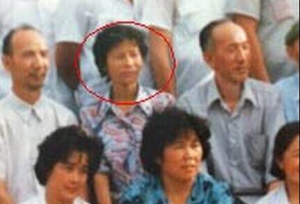 王淑华（周永康第一任妻子）